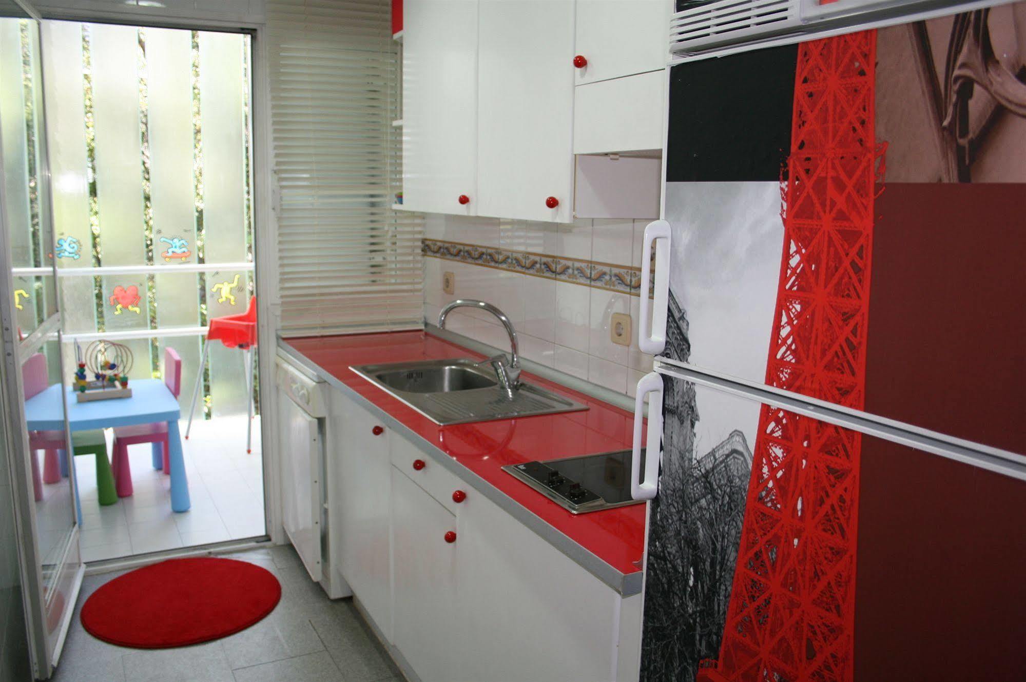 อพาร์ตเมนโตส ทูริสติโคส ทีเอช อราวาคา Aparthotel มาดริด ภายนอก รูปภาพ